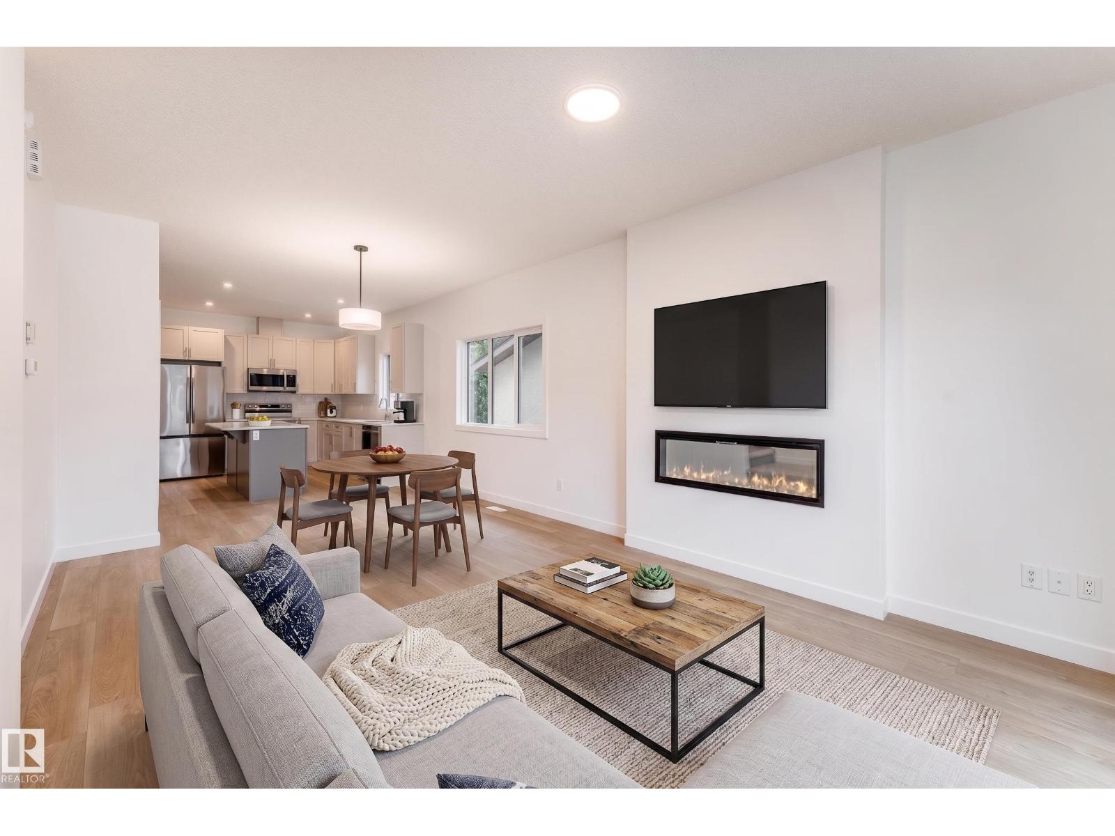 10916 & 10918 154 Street NW, High Park (Edmonton), Edmonton photo 3