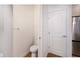 10916 & 10918 154 Street Nw, Edmonton, AB T5P2J9 Photo 14