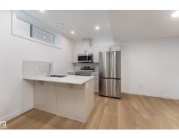 10916 & 10918 154 Street Nw, Edmonton, AB T5P2J9 Photo 31