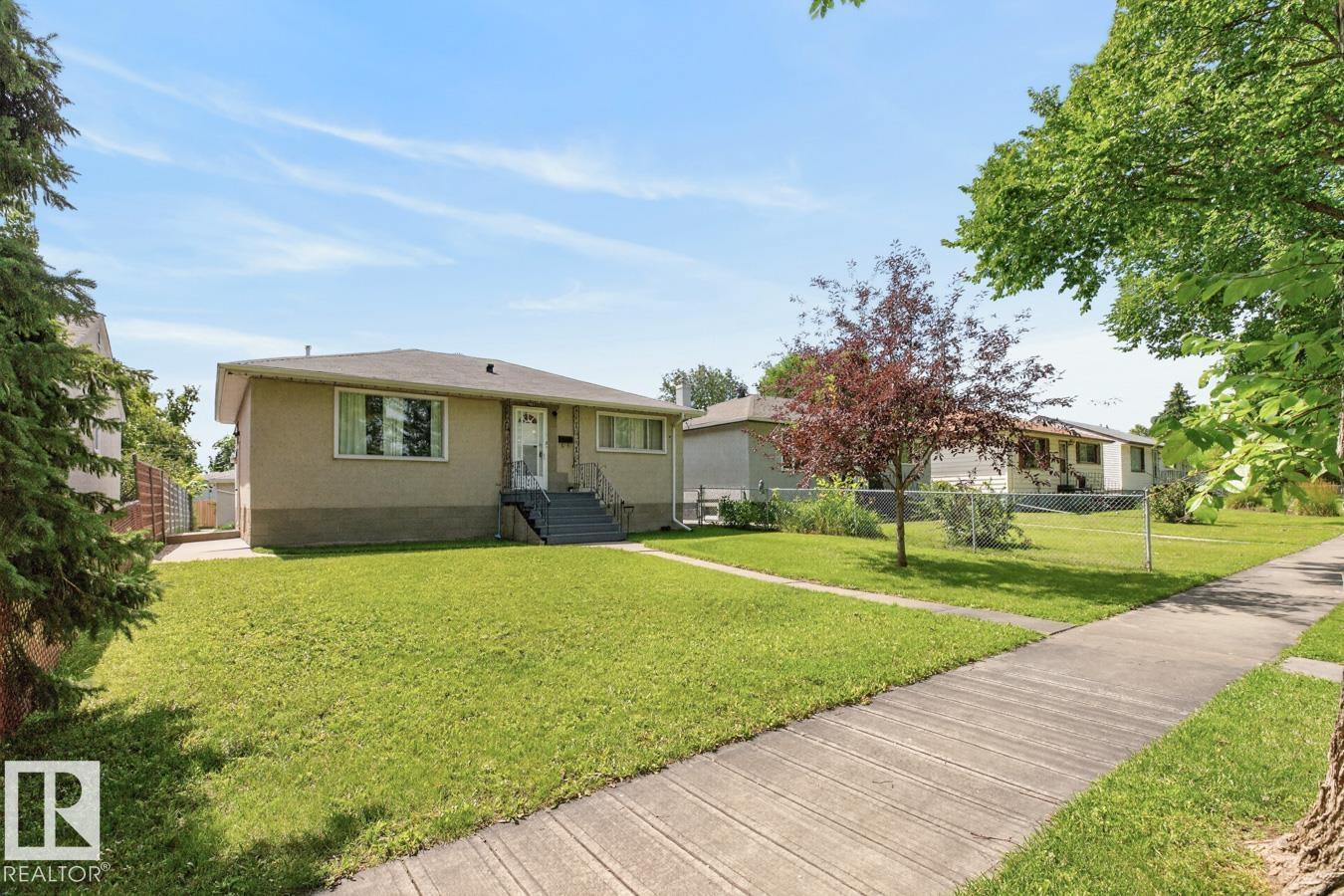 9419 65 AV NW, Hazeldean, Edmonton photo 1