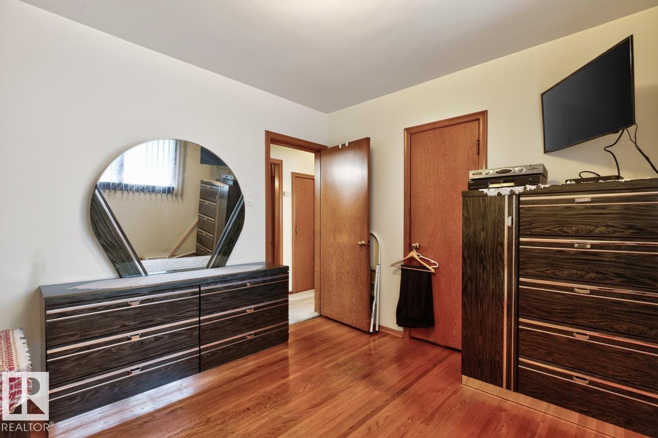 9419 65 AV NW - Image 15