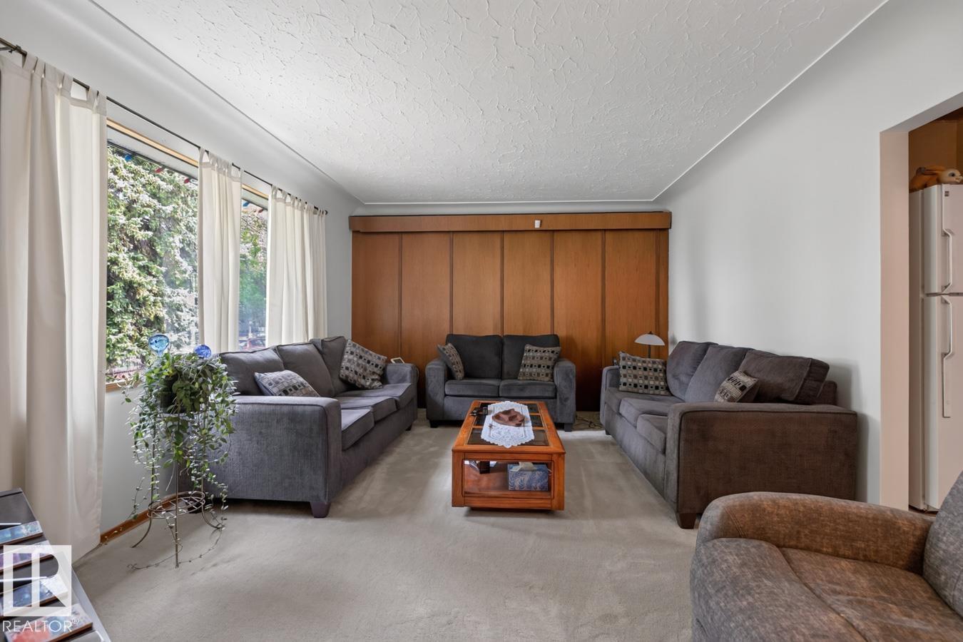 9419 65 AV NW, Hazeldean, Edmonton photo 3