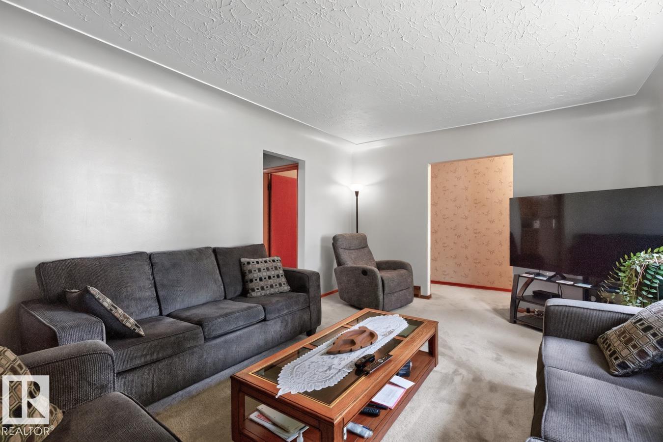 9419 65 AV NW, Hazeldean, Edmonton photo 4