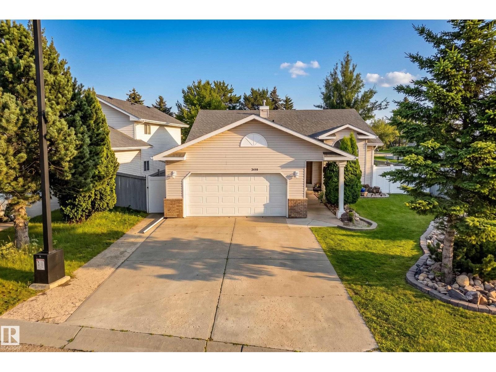 3619 31 ST NW, Wild Rose, Edmonton photo 1