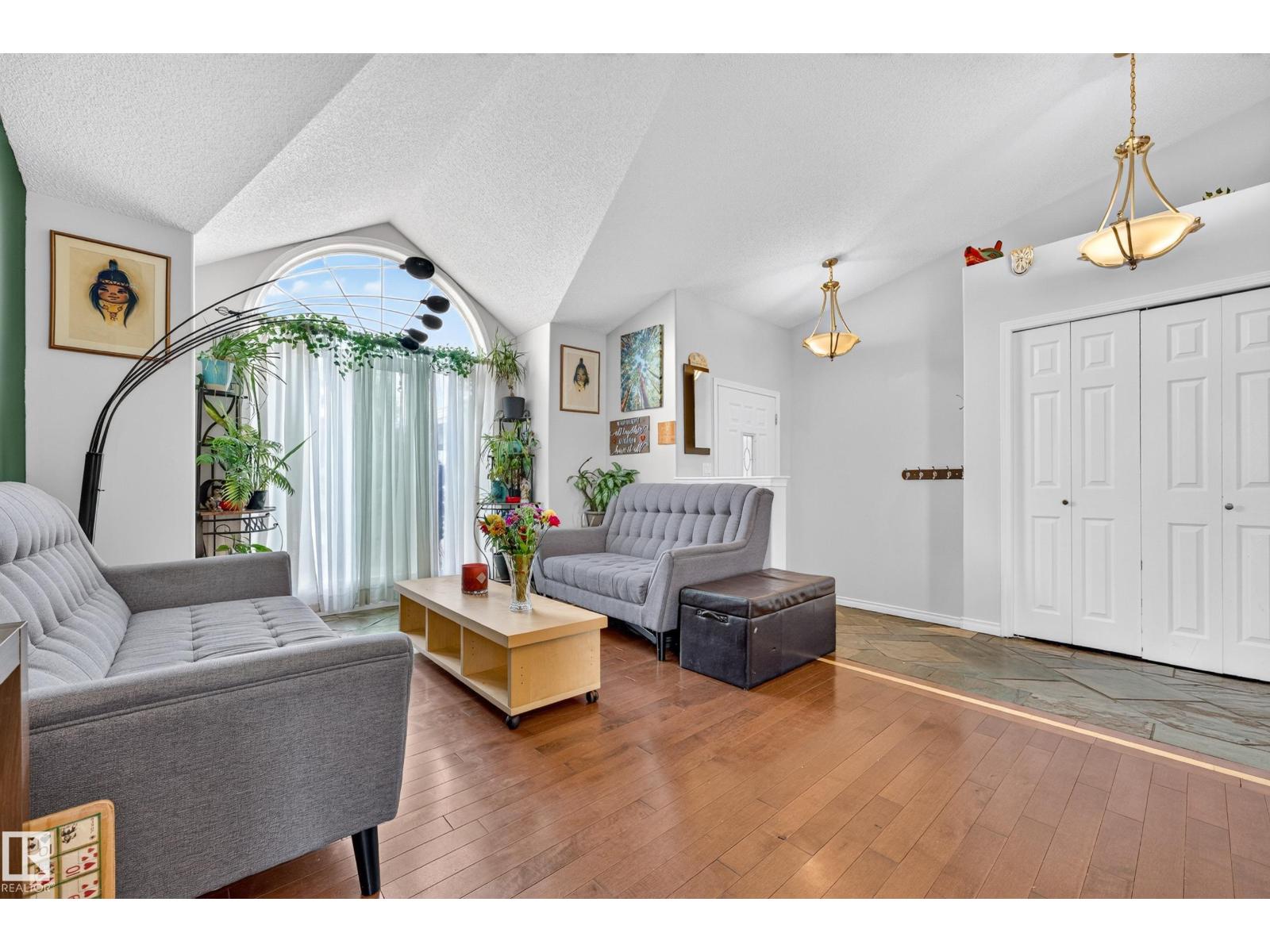 3619 31 Street NW - Photo 12