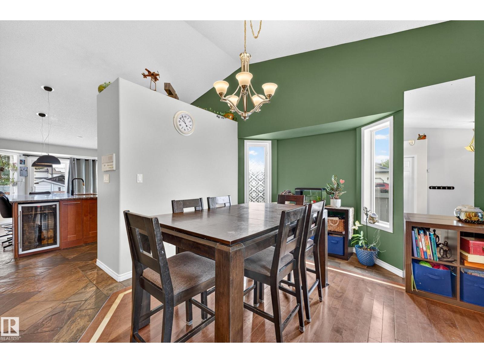 3619 31 Street NW - Photo 15