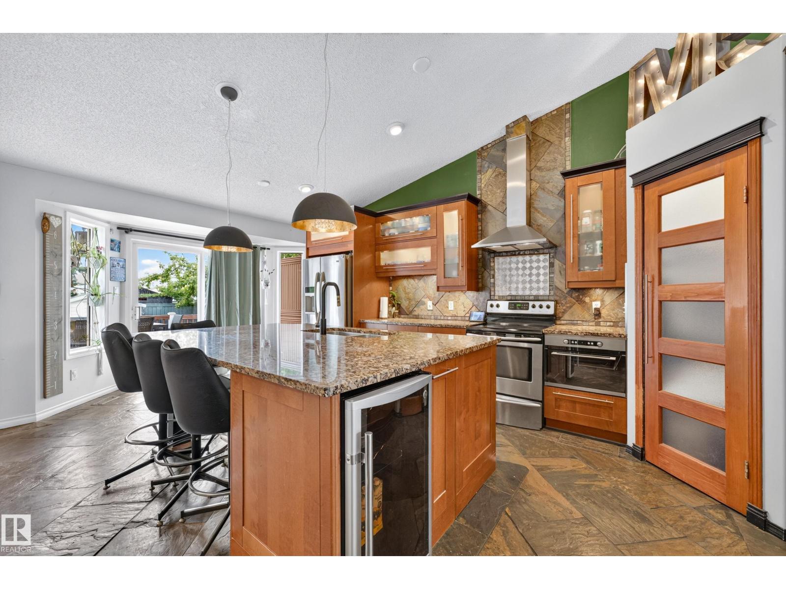 3619 31 Street NW - Photo 19