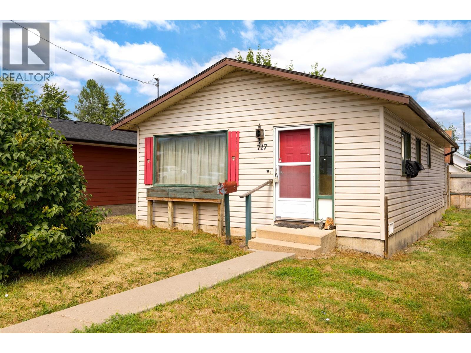 717 Regent Avenue - 3