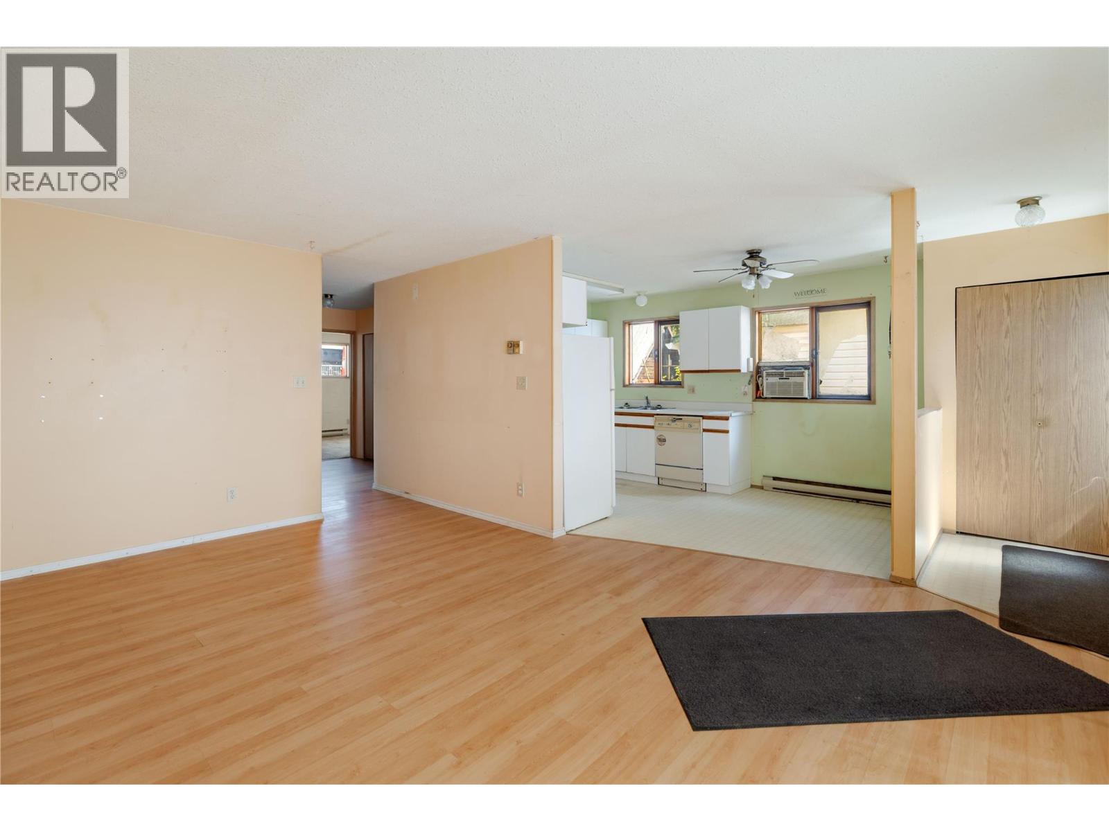 717 Regent Avenue - Image 15