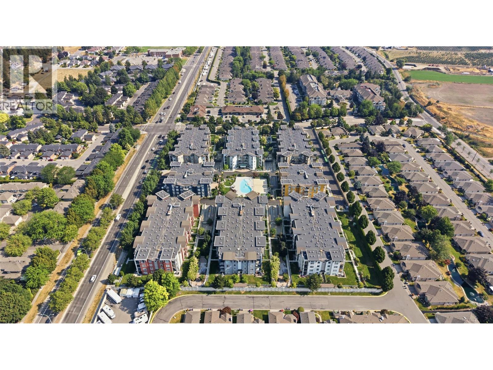 #215 563 Yates Road - 54