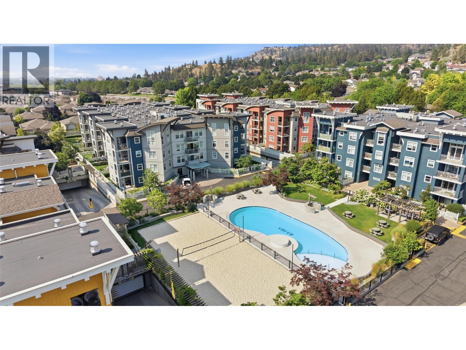 215 563 Yates Road, Kelowna