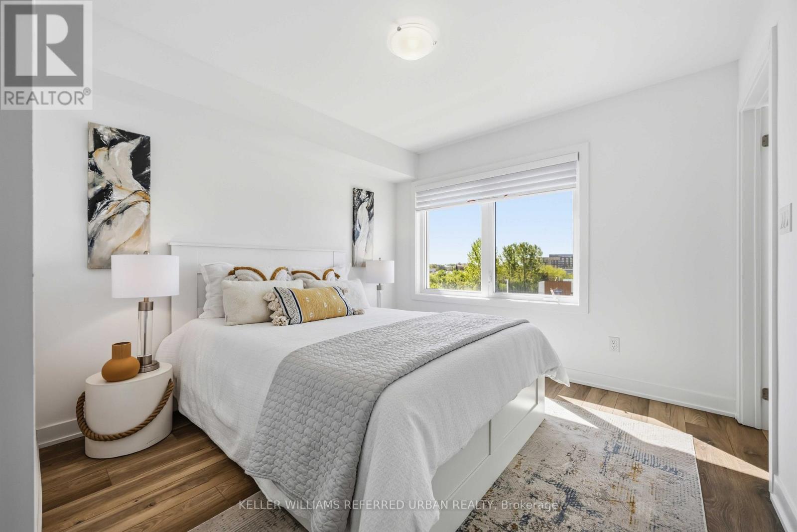 5458 MAIN STREET - 24
