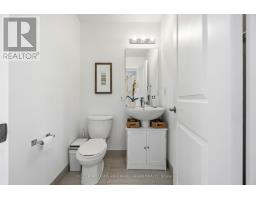 5458 Main Street, Whitchurch Stouffville, ON L4A4W8 Photo 15