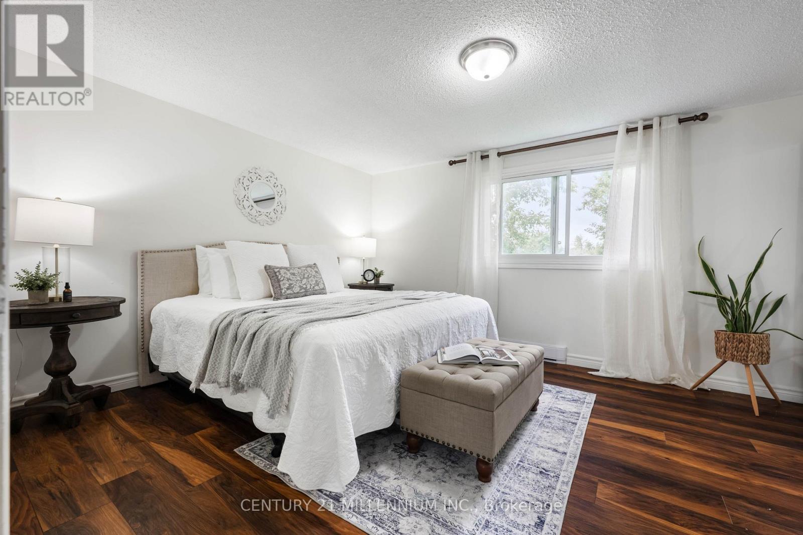 513 PINEVIEW GARDENS - 18