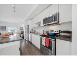 53 8130 136a Street, Surrey, BC V3W1H9 Photo 11