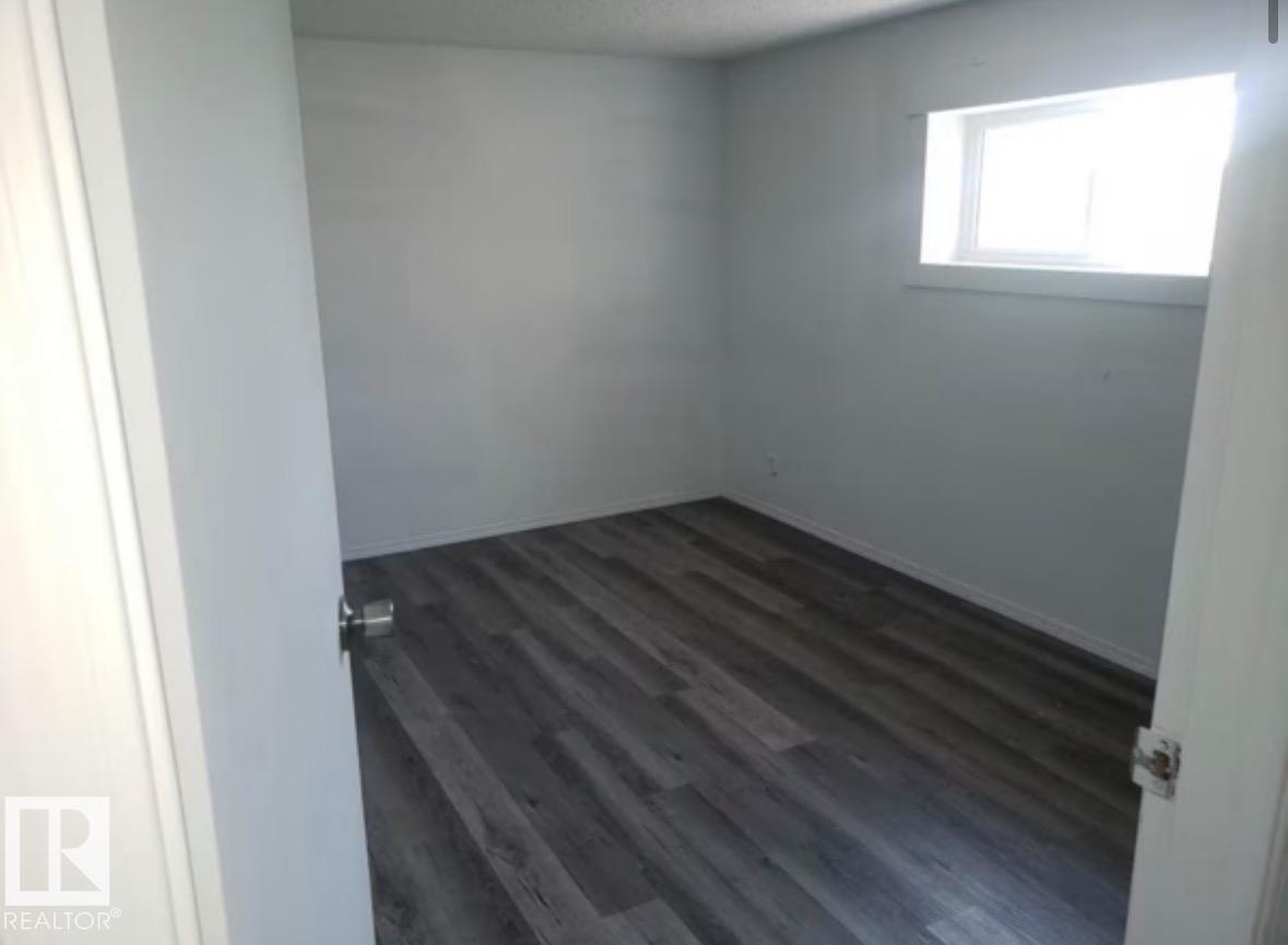 11404 127 Avenue NW - Photo 20