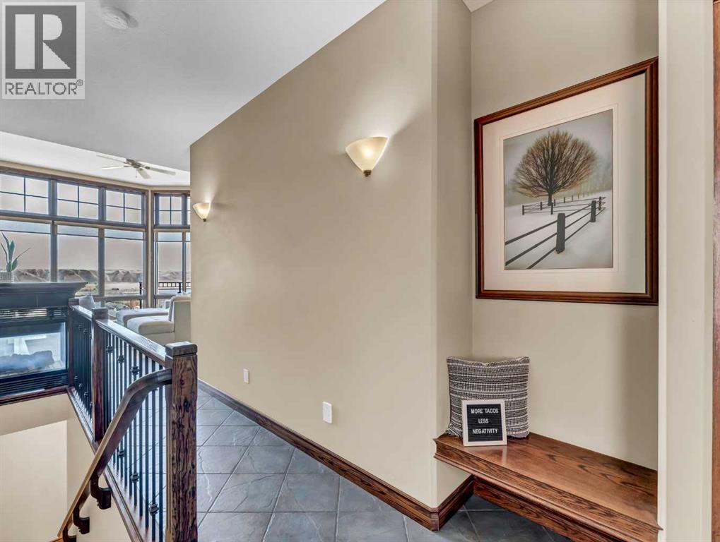 16 Palisades Mews Northeast