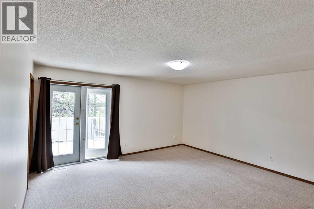 936 13 Street South - Photo 16
