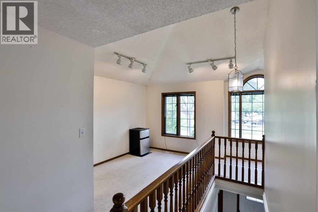 936 13 Street South - Photo 11