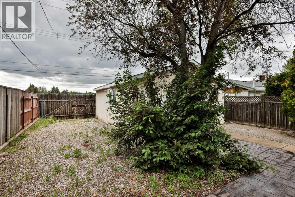 936 13 Street South - Photo 24