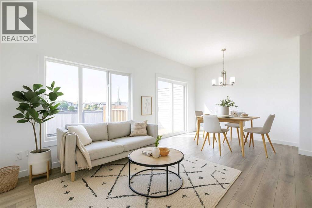 308 Edgefield Close