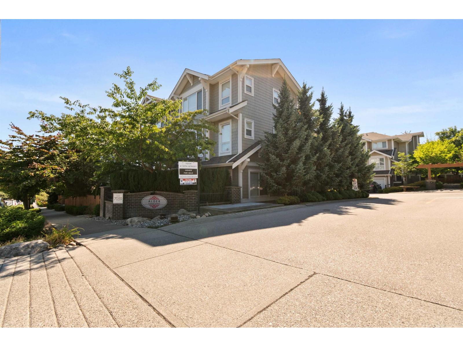 3 Bed, 3 Bath House for Sale in Langley – 56 7059 210 STREET, Langley – MLS# R3154308 - Image 38