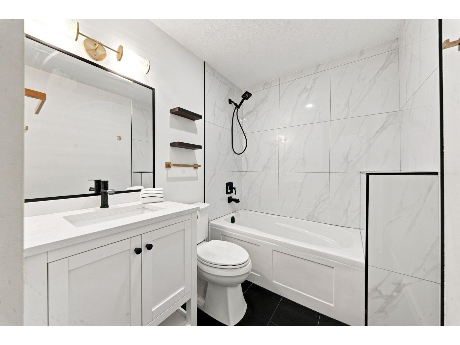 1 Bed, 1 Bath Apartment for Sale in Abbotsford – 301 33598 GEORGE FERGUSON WAY, Abbotsford – MLS# R3154017 - Image 17