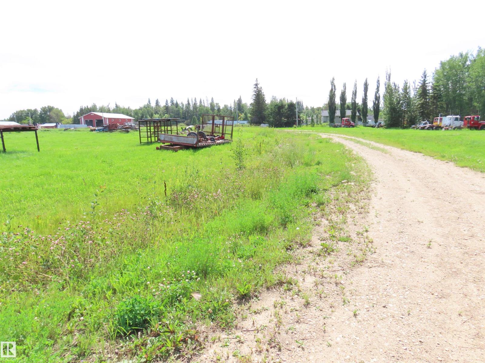 #100 56102 RGE ROAD 53 - 34