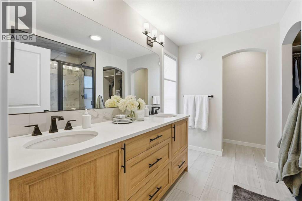 557 Baywater Manor SW - 18