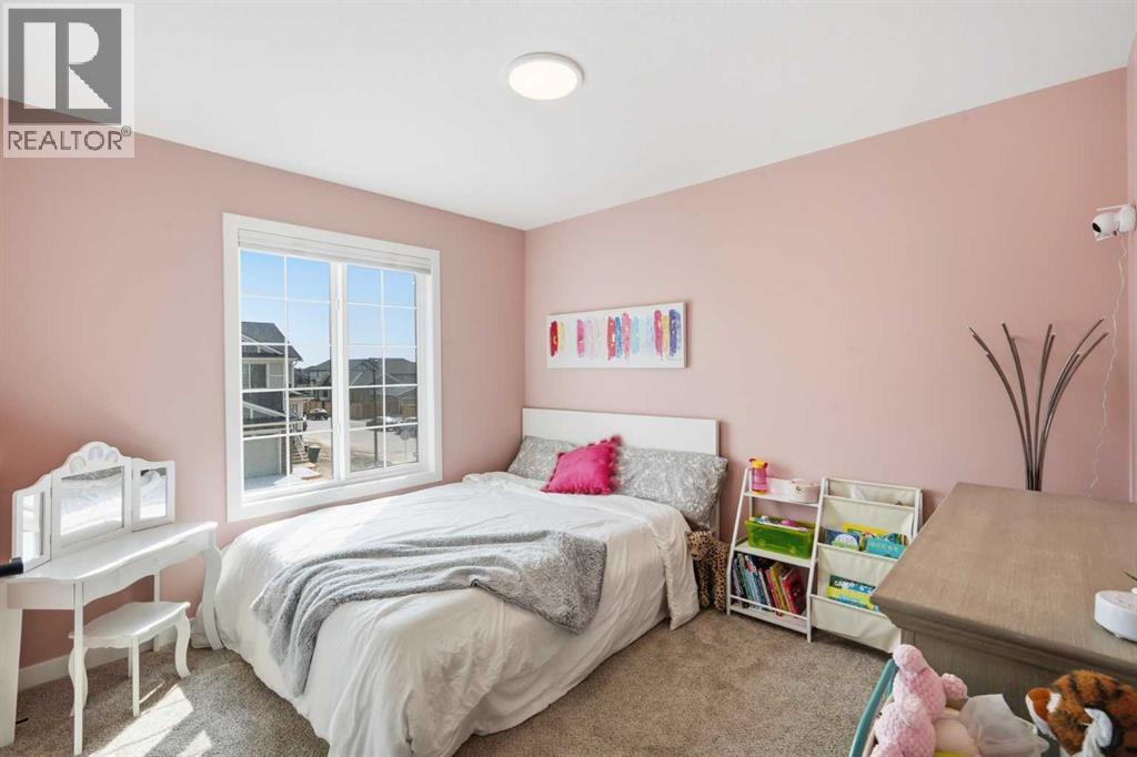 557 Baywater Manor SW - 20