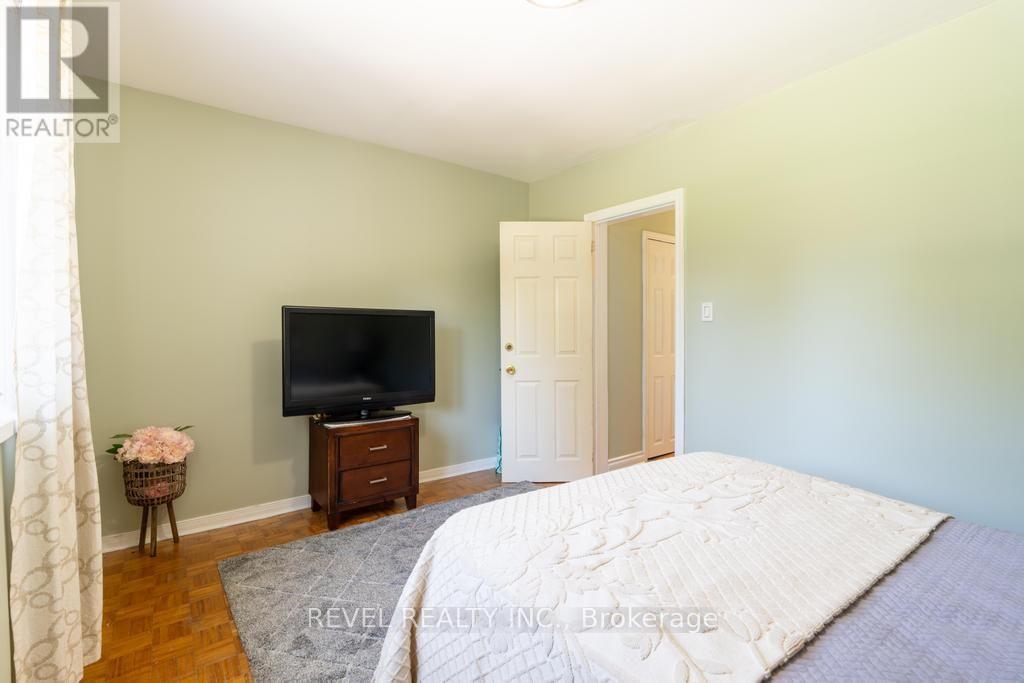 255 FRANKLIN AVENUE - 26