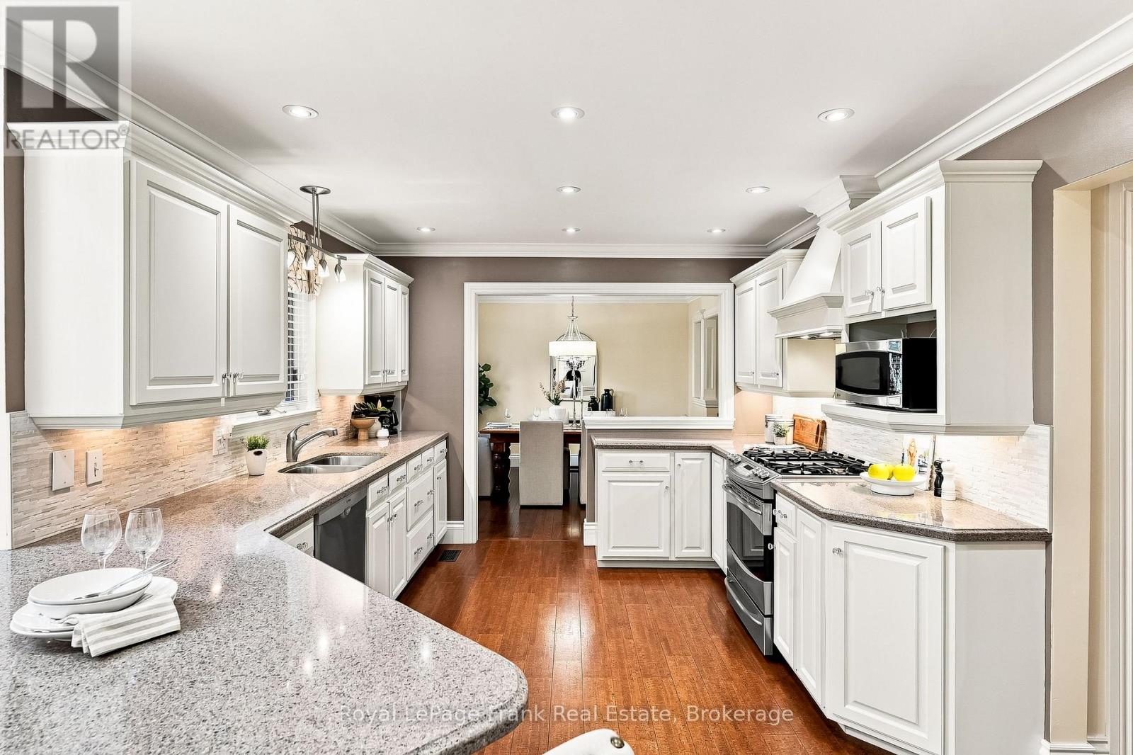 559 ALMA STREET - Image 27