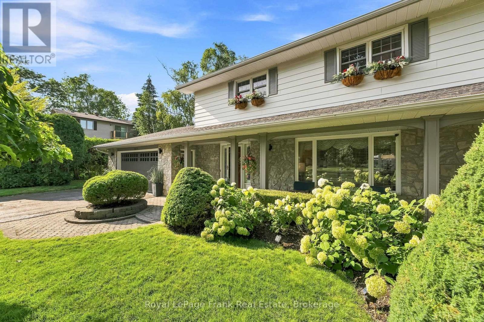 559 ALMA STREET - Image 4
