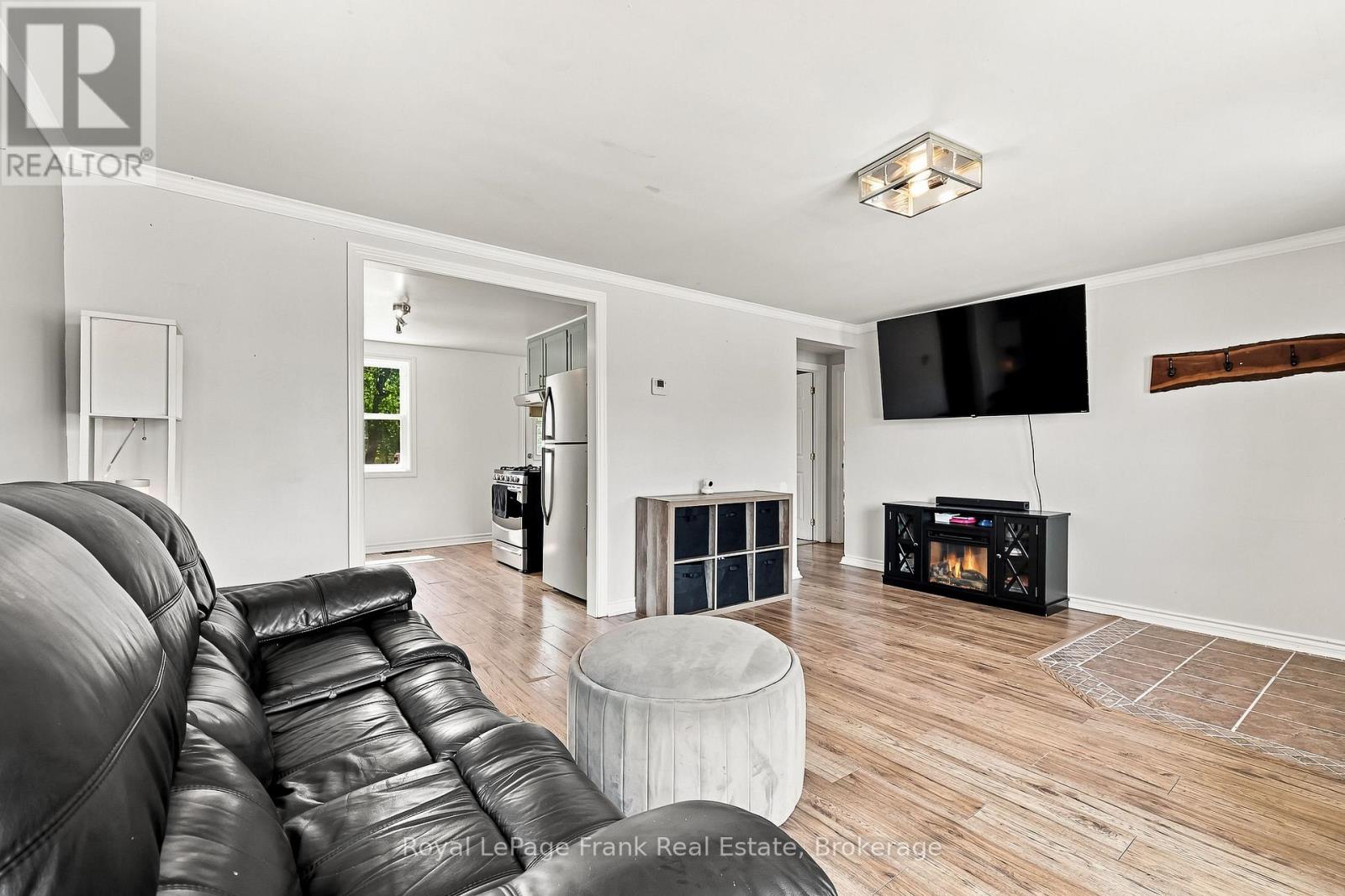 317 BAY STREET - Image 10