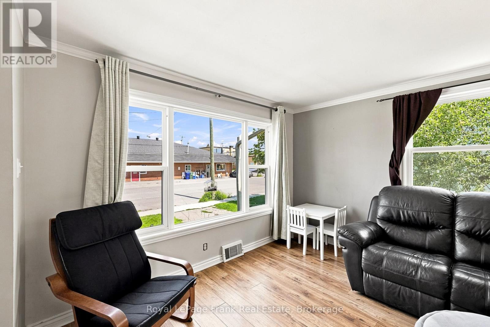 317 BAY STREET - Image 12