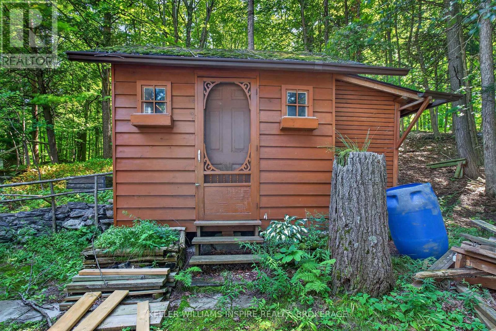 28 LOWER LAKE LANE - Image 33