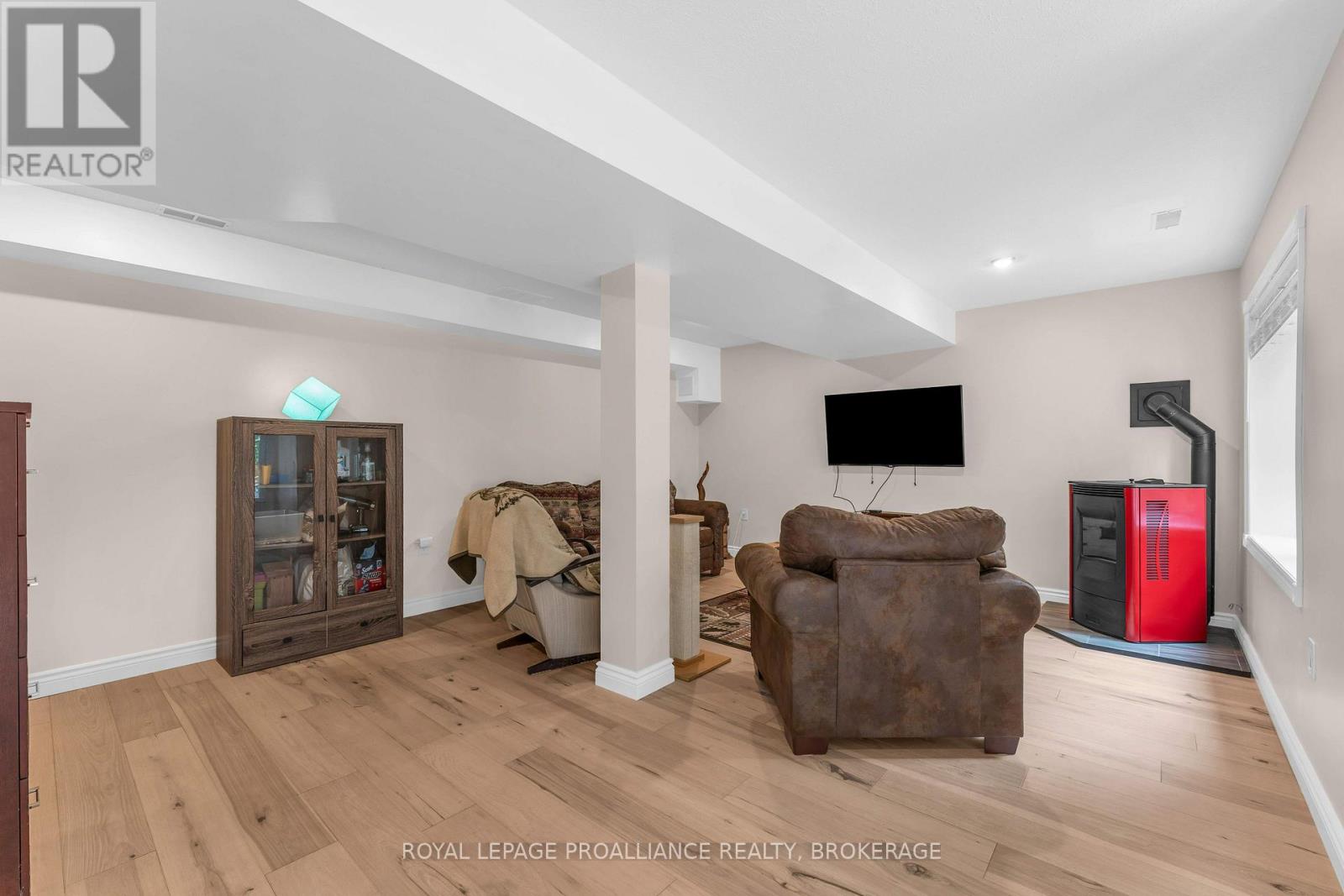 1082 SPRING MILL LANE, PERTH ROAD - 26