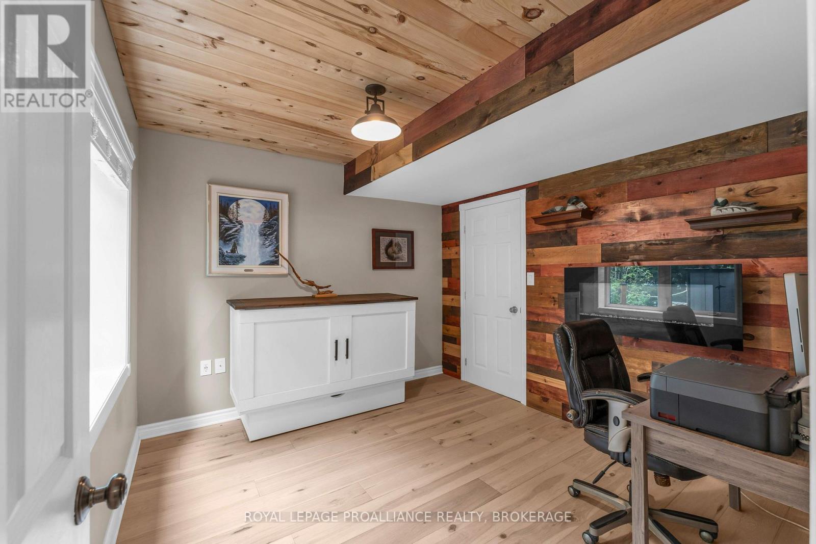 1082 SPRING MILL LANE, PERTH ROAD - Image 30