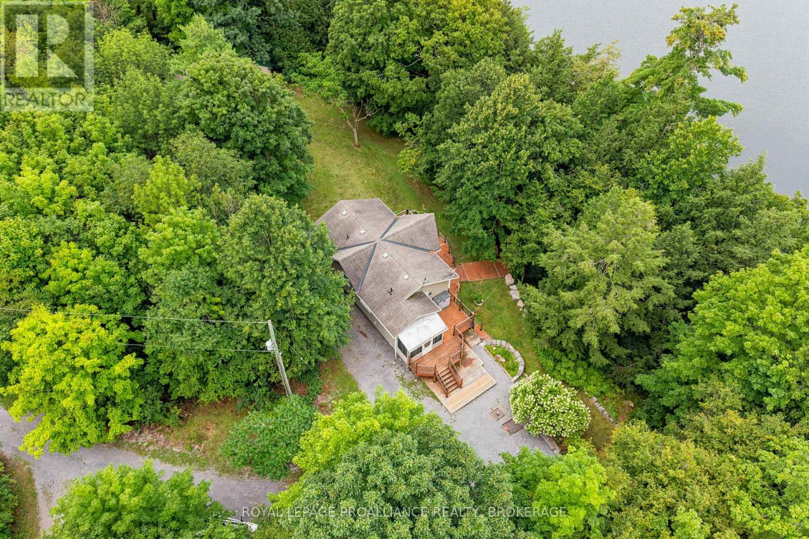 1082 SPRING MILL LANE, PERTH ROAD - 42