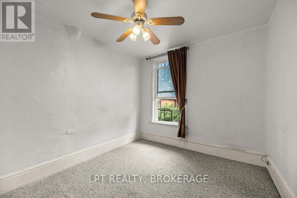 374 BARRIE STREET - Image 24