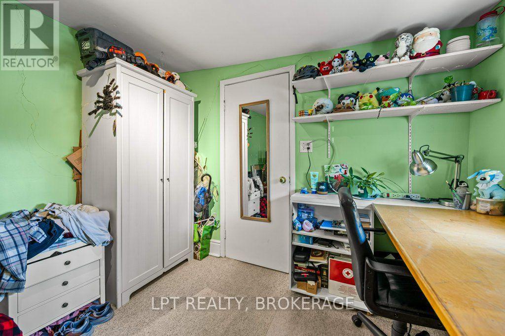 374 BARRIE STREET - Image 35