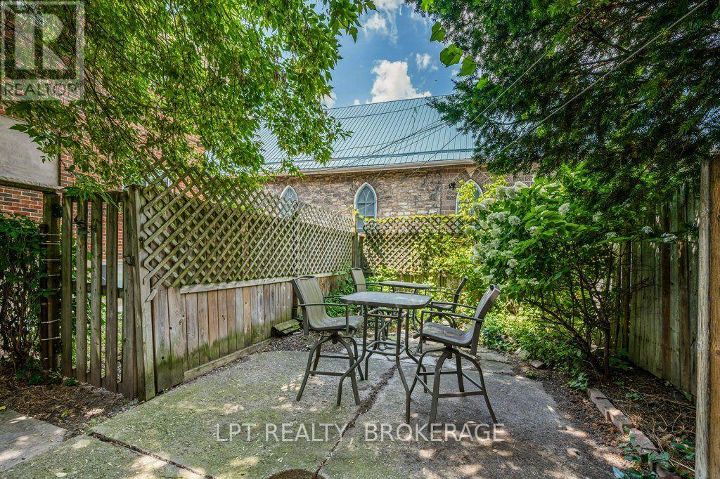 374 BARRIE STREET - Image 47