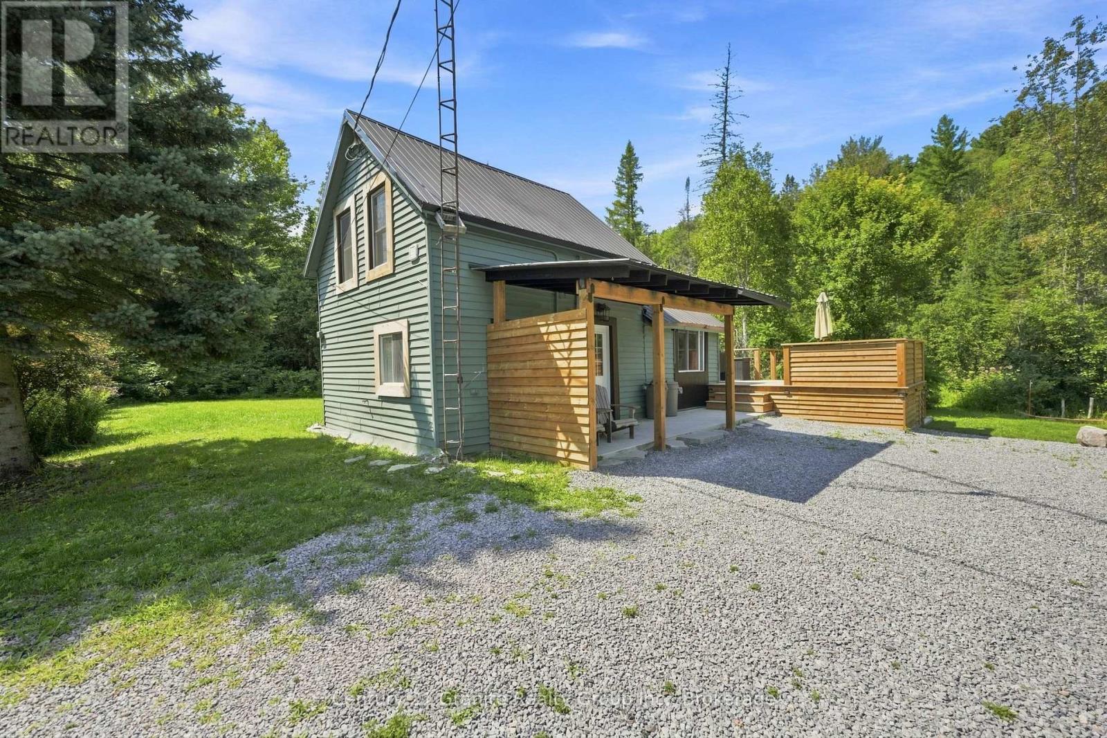 630 SOUTH BAPTISTE LAKE ROAD - Image 10