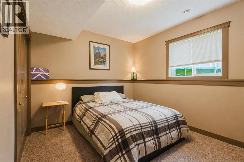10926 60 Avenue - Image 24