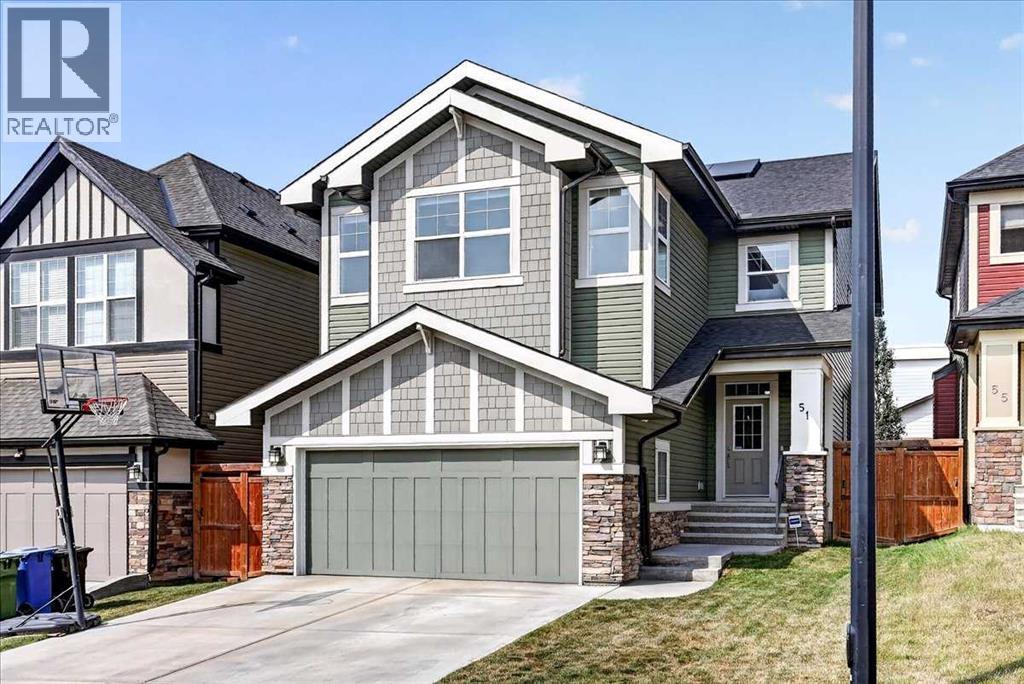 51 Evansborough Road NW, Evanston, Calgary photo 1