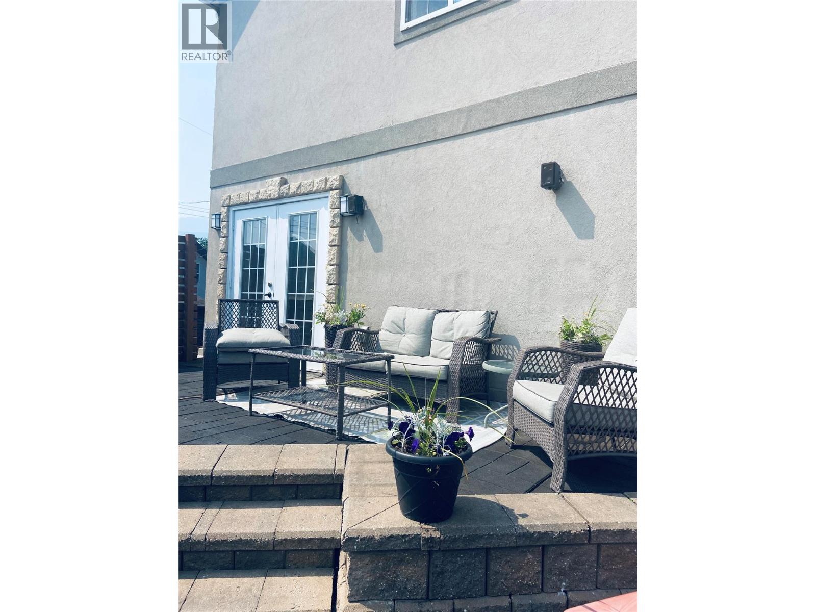 916 13 Street S - Image 20