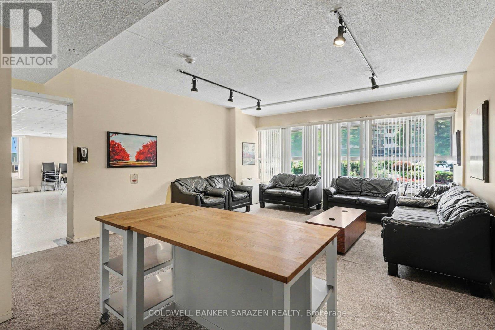 2 Bed, 1 Bath House for Rent in Ottawa – 2001 – 1785 FROBISHER LANE, Ottawa – MLS# X13667016 - Image 17