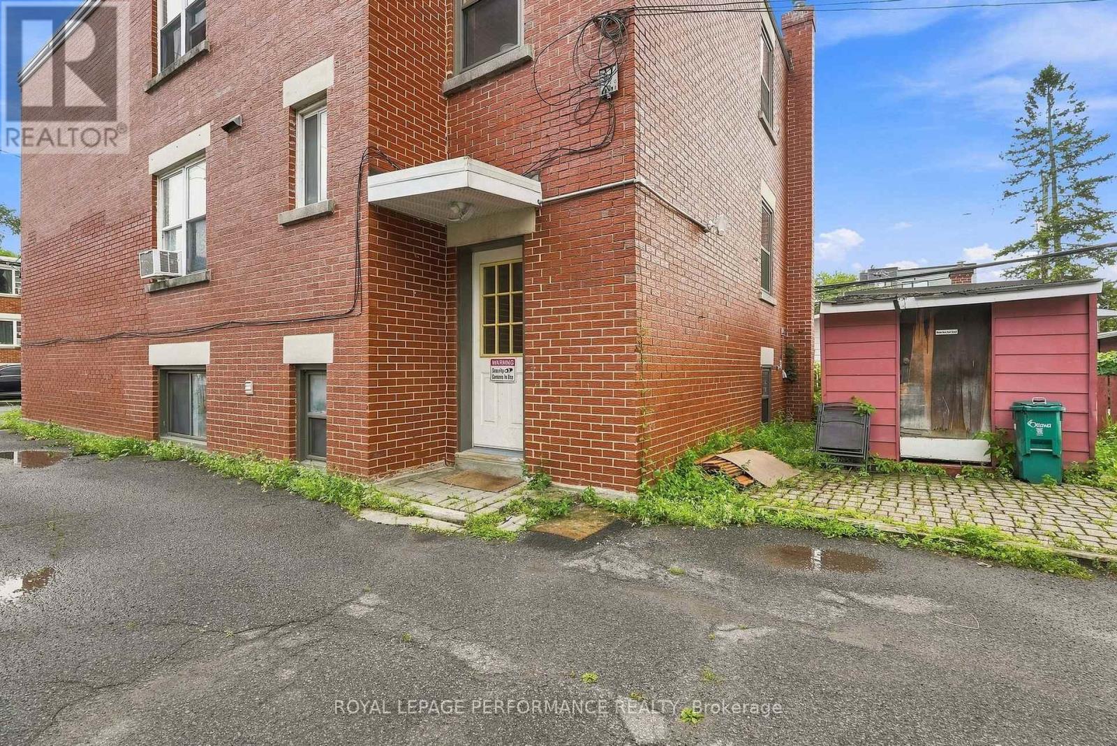 1 - 251 Ste Monique Street