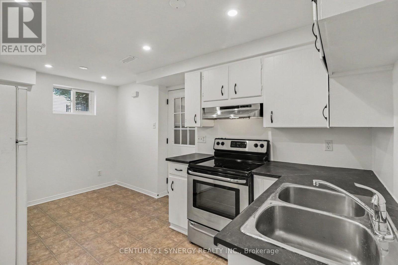 436 YVES STREET - Image 26