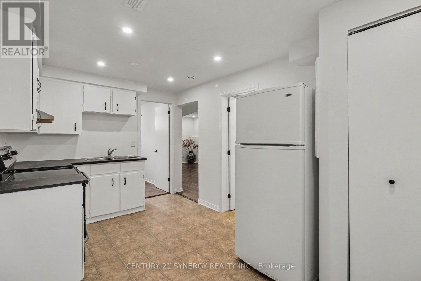 436 YVES STREET - Image 27